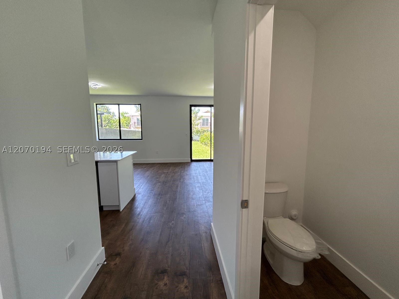 854 Sw 1st St 0 Property Photo 6