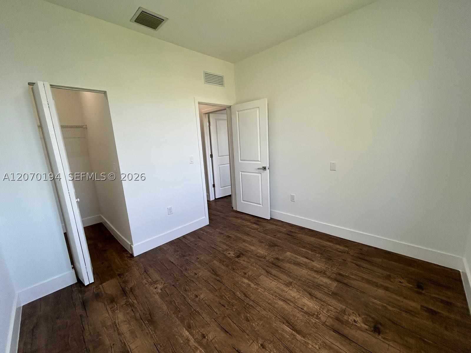854 Sw 1st St 0 Property Photo 15