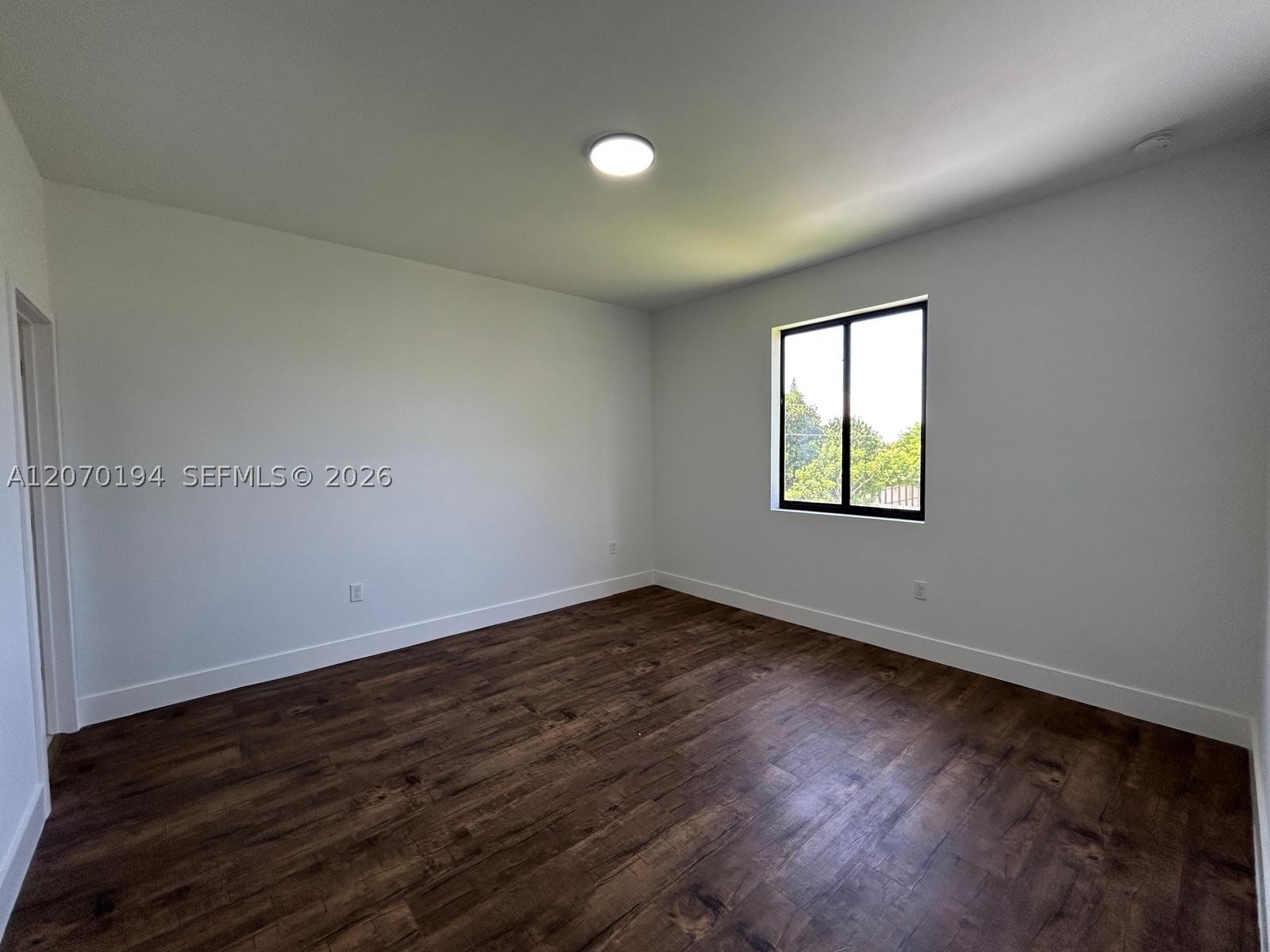 854 Sw 1st St 0 Property Photo 17