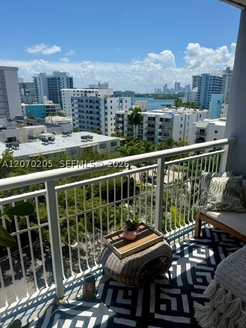1688 West Ave 906 Property Photo 3