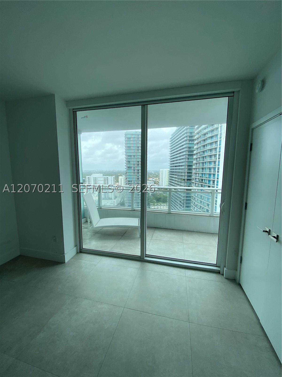 1080 Brickell Ave 2505 Property Photo 7