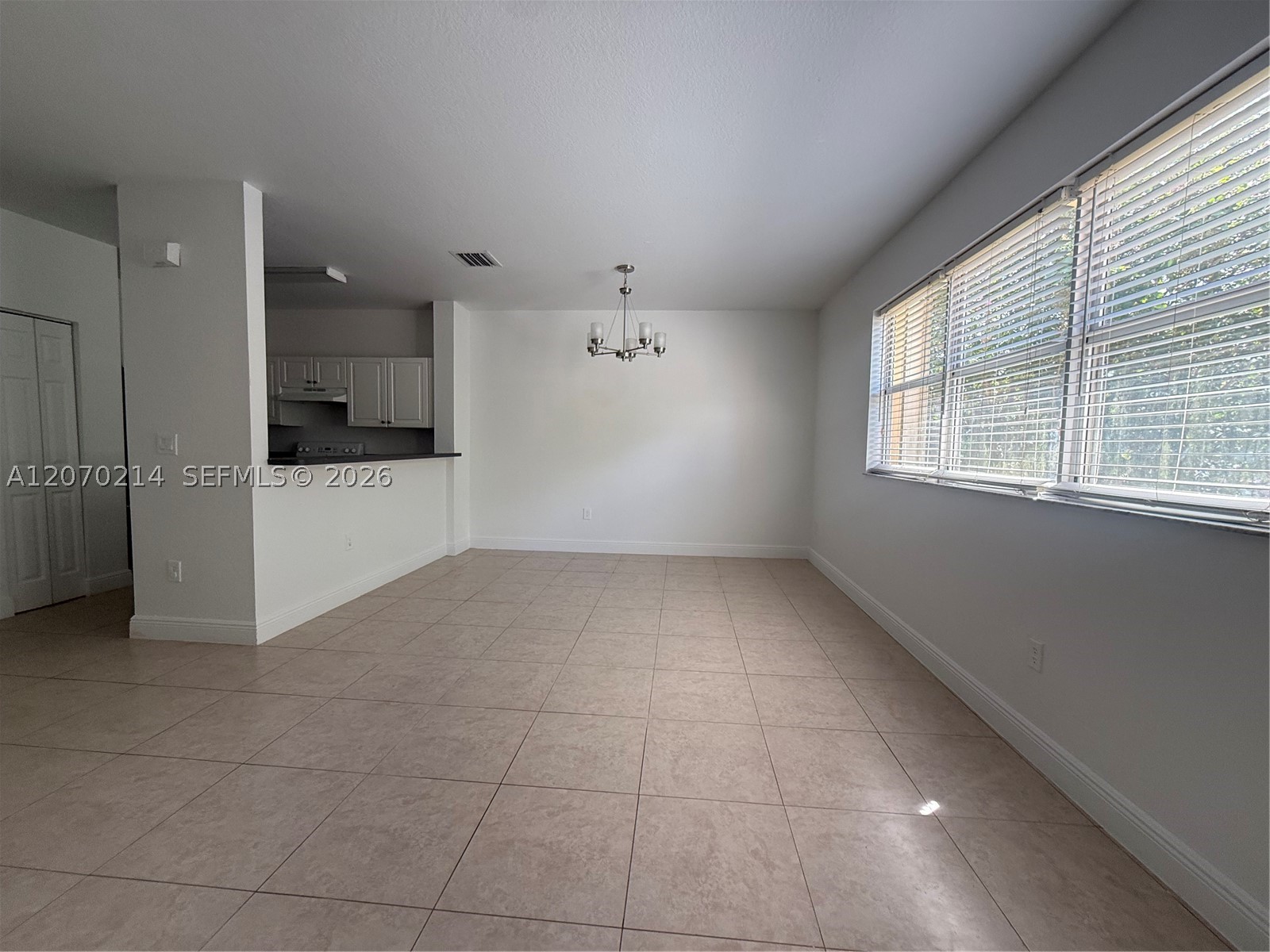 3360 Ne 14th Dr 210-30 Property Photo 13