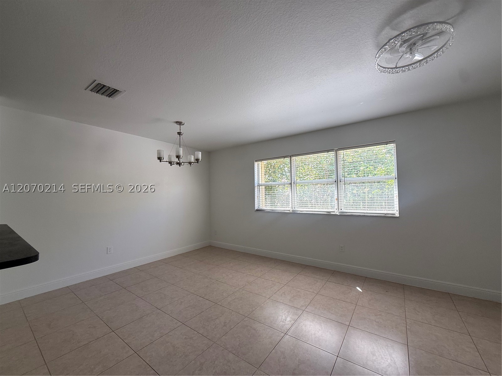 3360 Ne 14th Dr 210-30 Property Photo 27