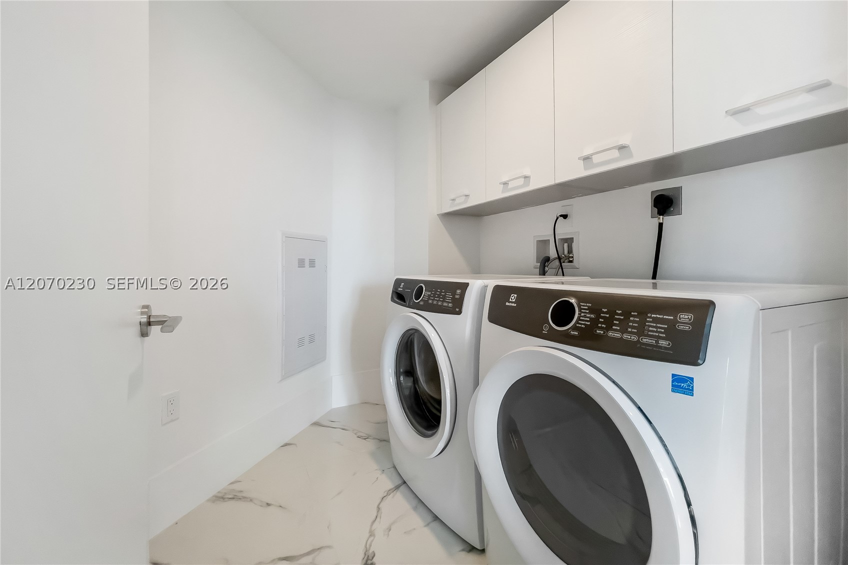 330 Sunny Isles Blvd 5-1102 Property Photo 27