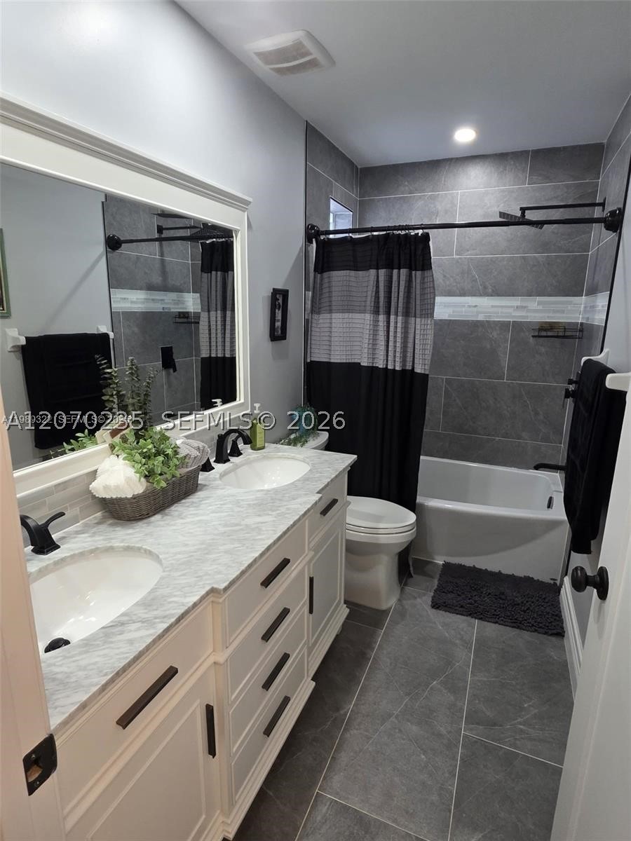 680 Nw 159th Ave Property Photo 14