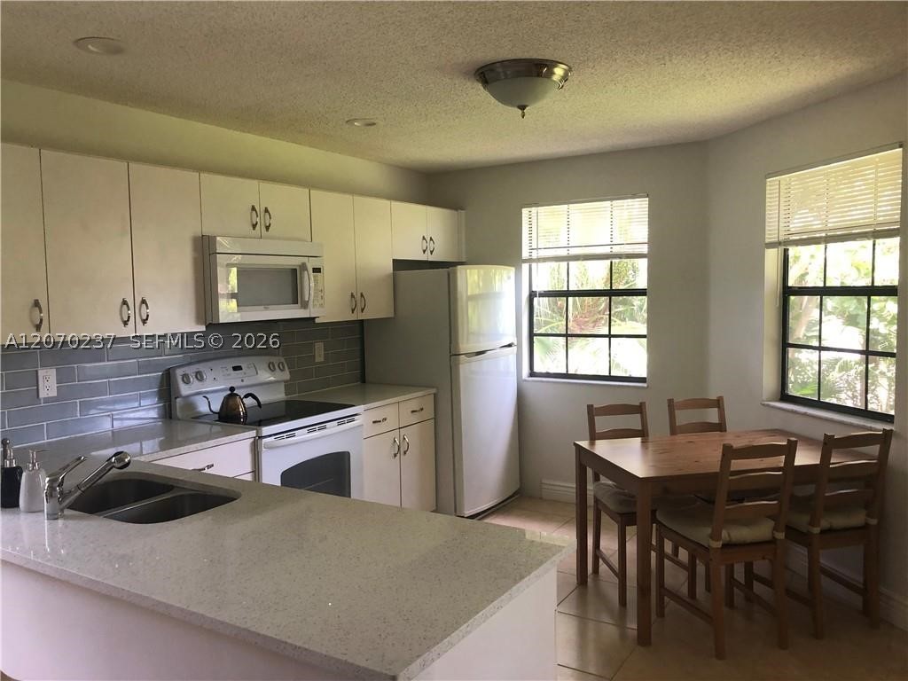 6650 Montego Bay Blvd B Property Photo 1