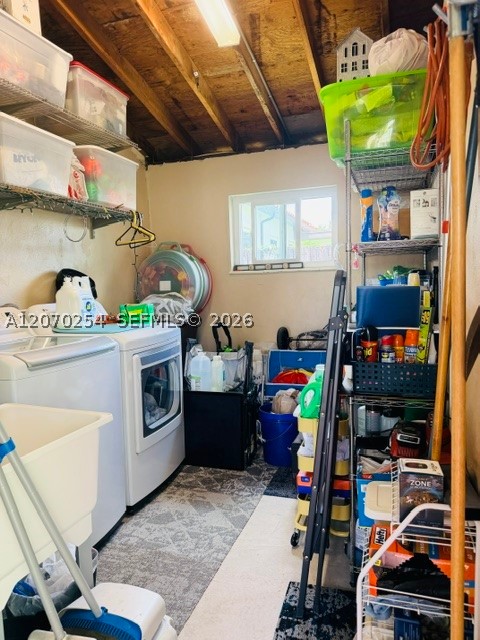 245 W 60th St Property Photo 16