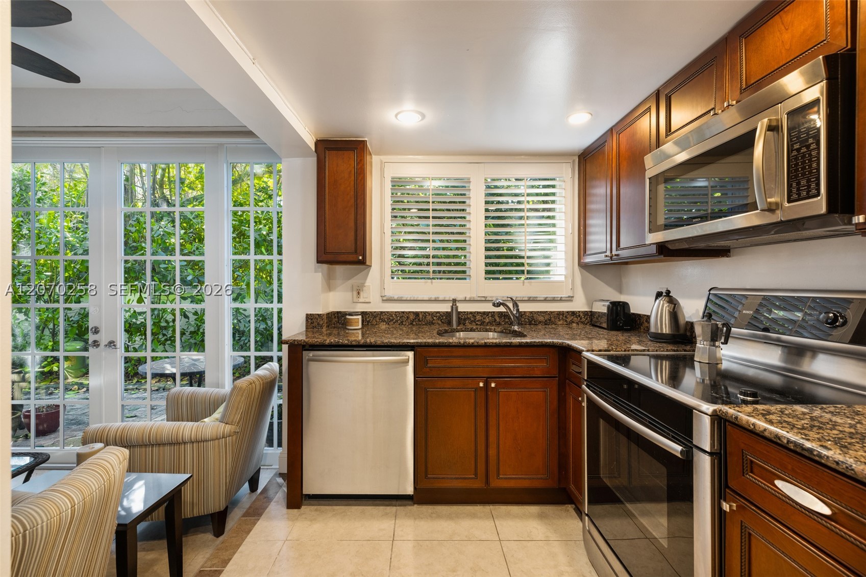 5400 N Ocean Blvd 39 Property Photo 8