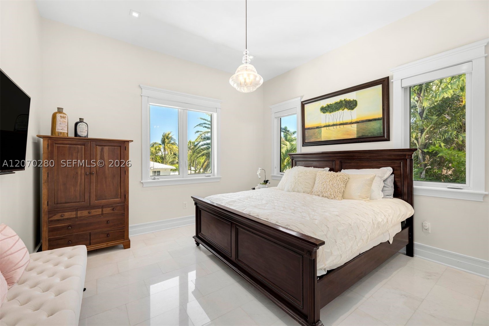 1460 S Treasure Dr Property Photo 26