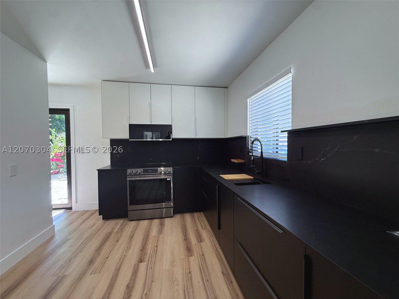 226 Hispanola Rd 226 Property Photo 5