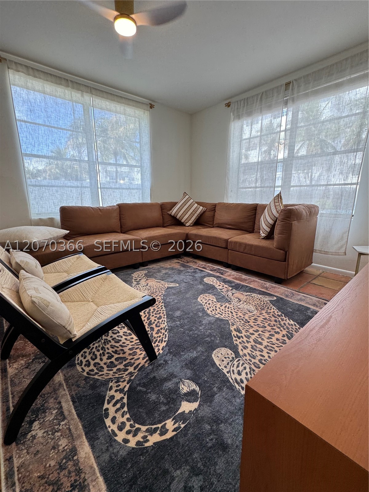 1460 Ocean Dr 208 Property Photo 1