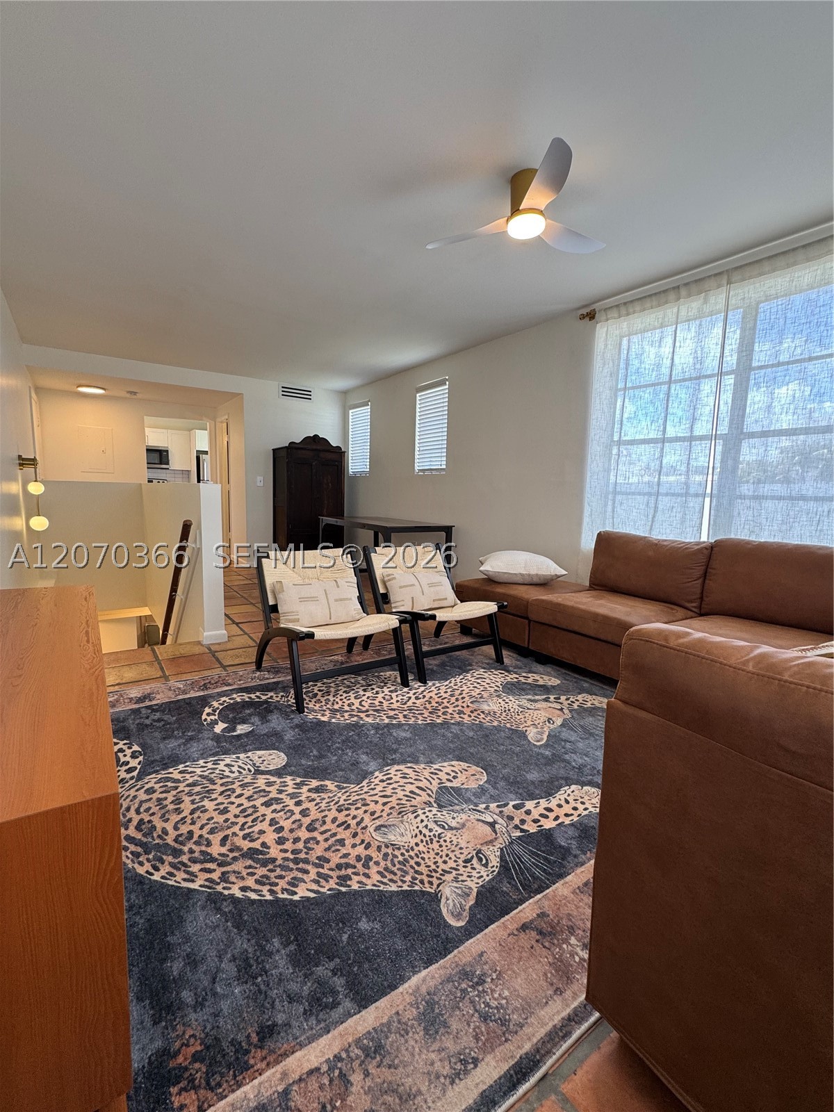 1460 Ocean Dr 208 Property Photo 4