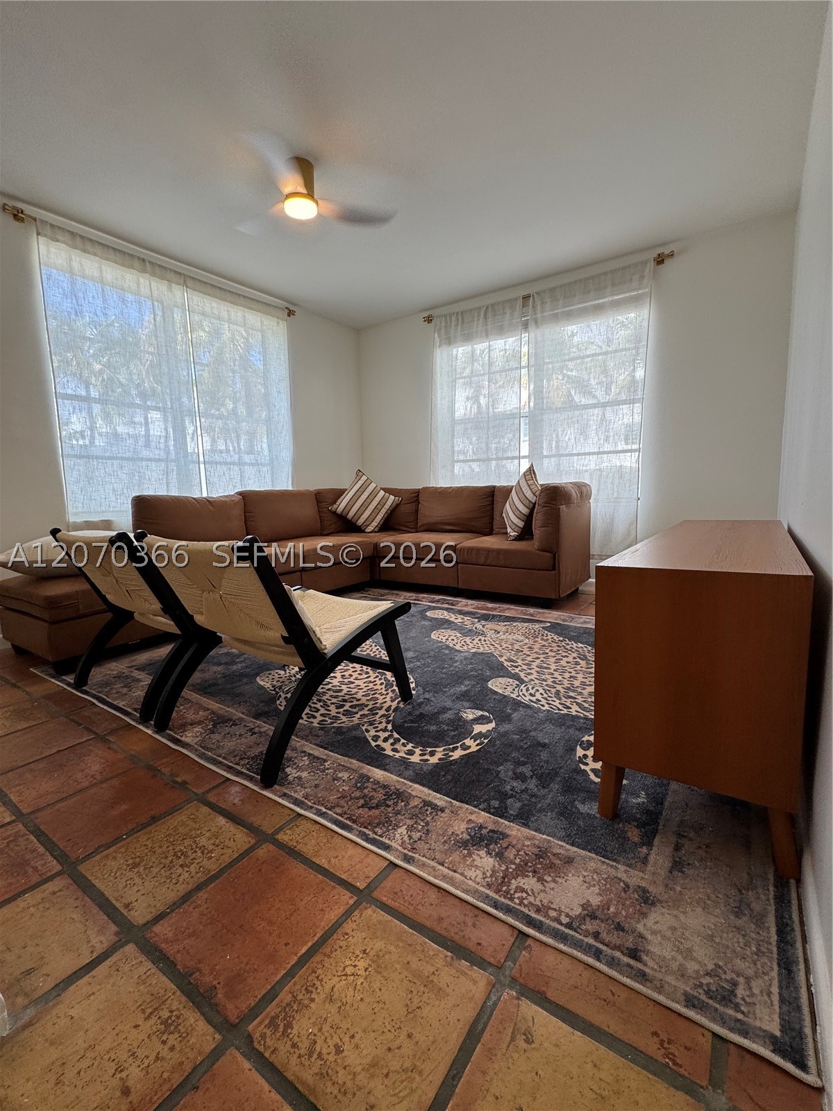 1460 Ocean Dr 208 Property Photo 5