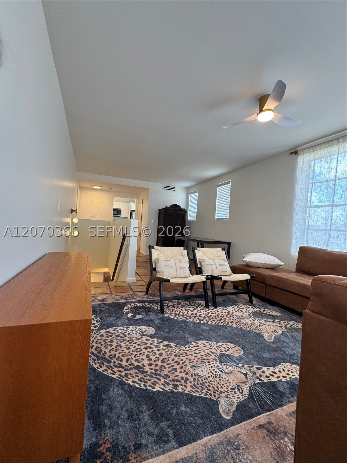 1460 Ocean Dr 208 Property Photo 7