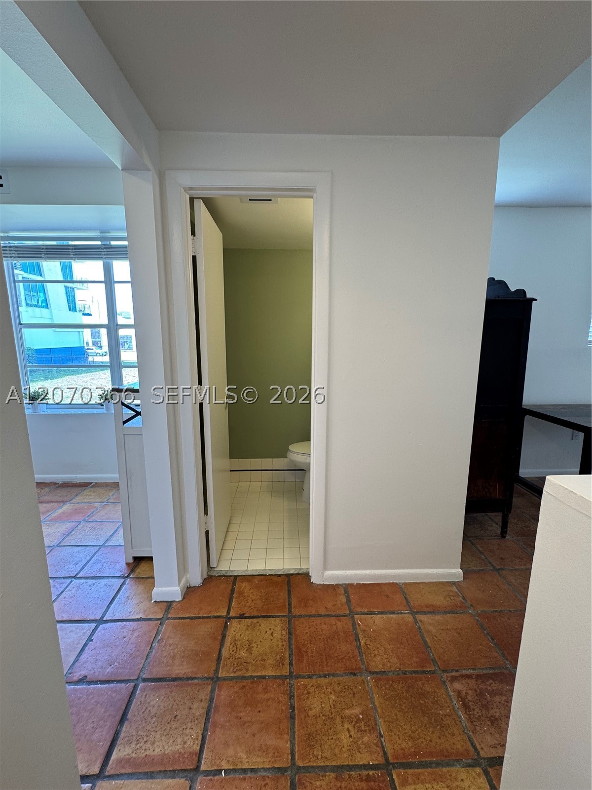 1460 Ocean Dr 208 Property Photo 18