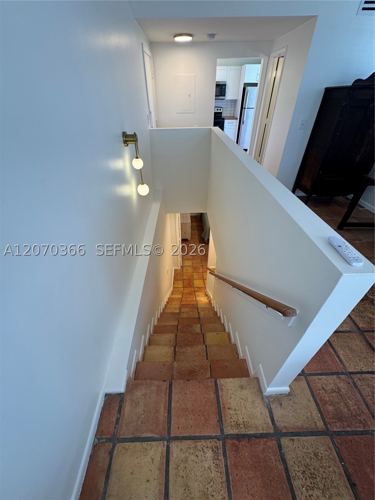 1460 Ocean Dr 208 Property Photo 20