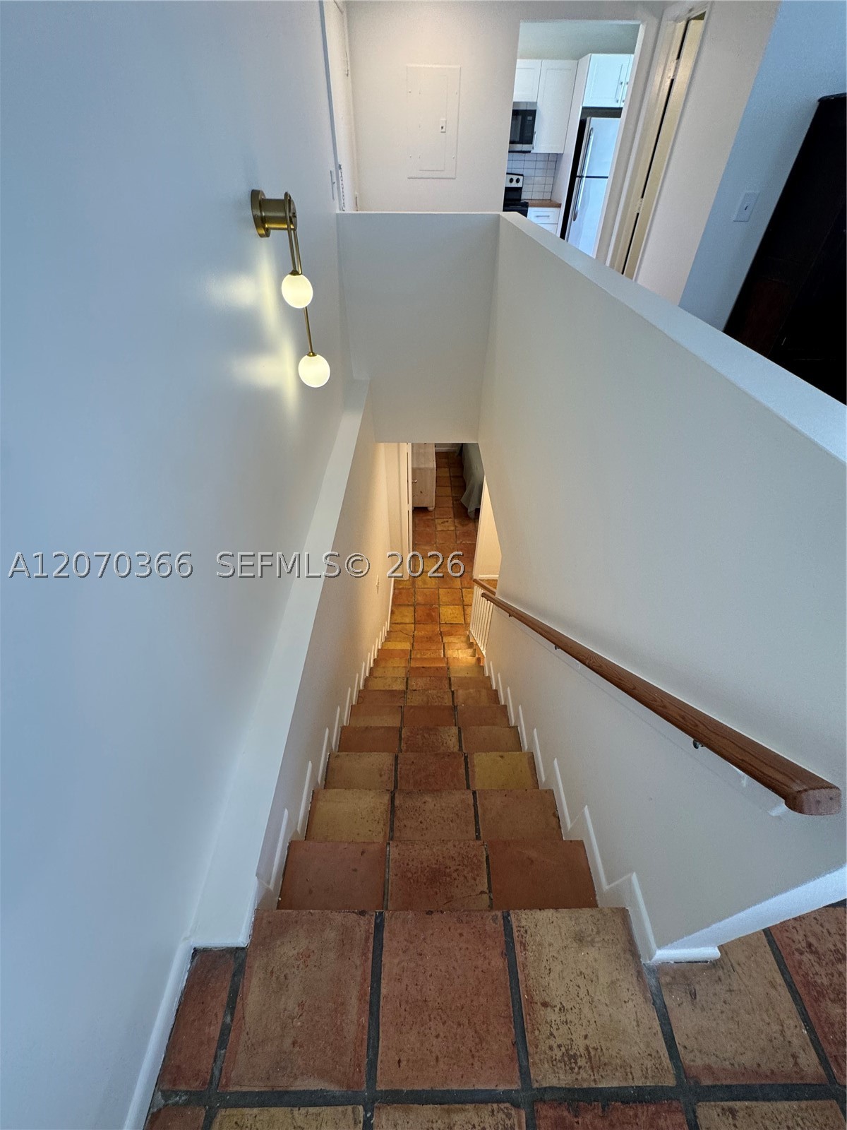 1460 Ocean Dr 208 Property Photo 21