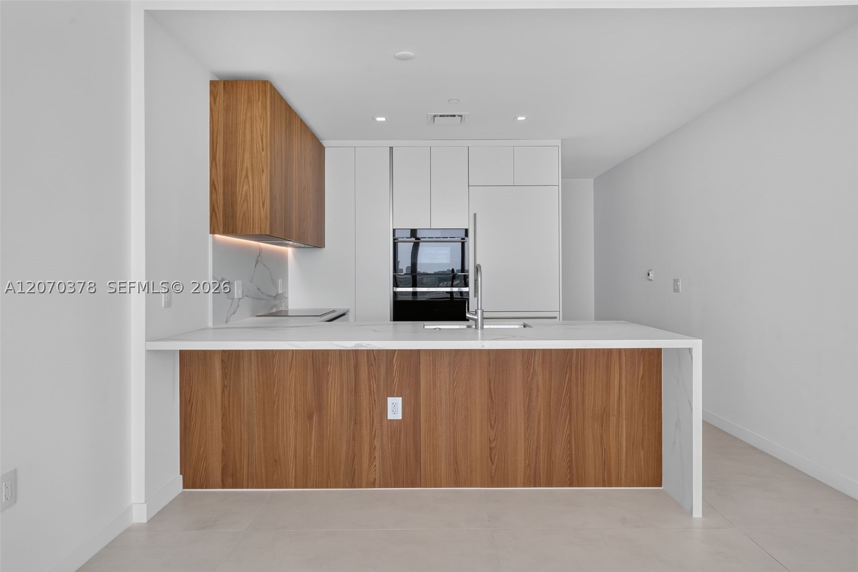 1400 Biscayne Boulevard 1605 Property Photo 6
