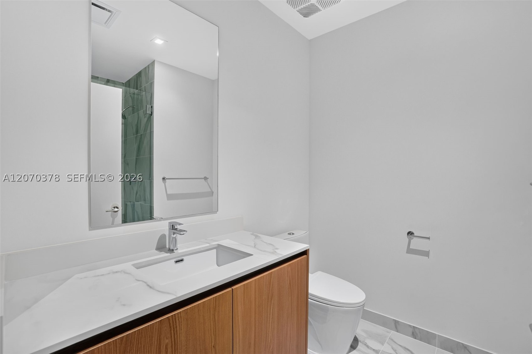 1400 Biscayne Boulevard 1605 Property Photo 17