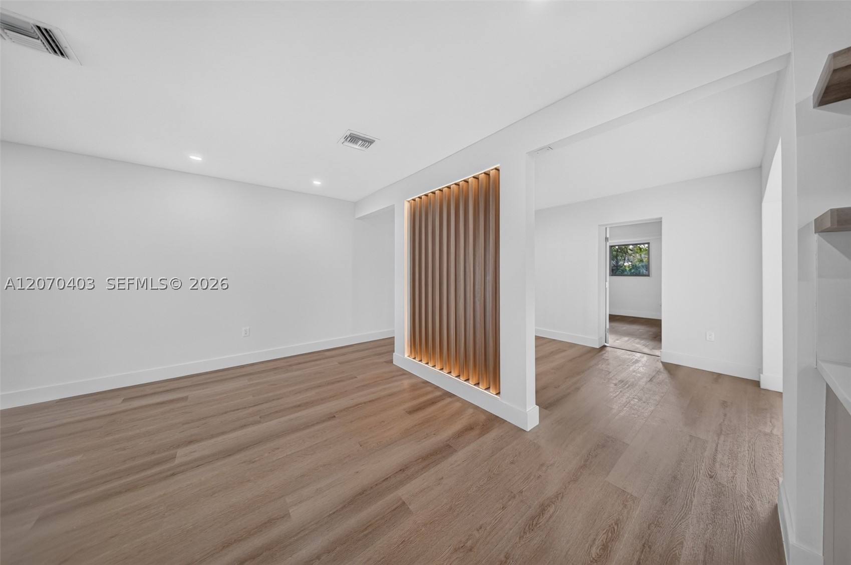 9281 Martinique Dr Property Photo 18