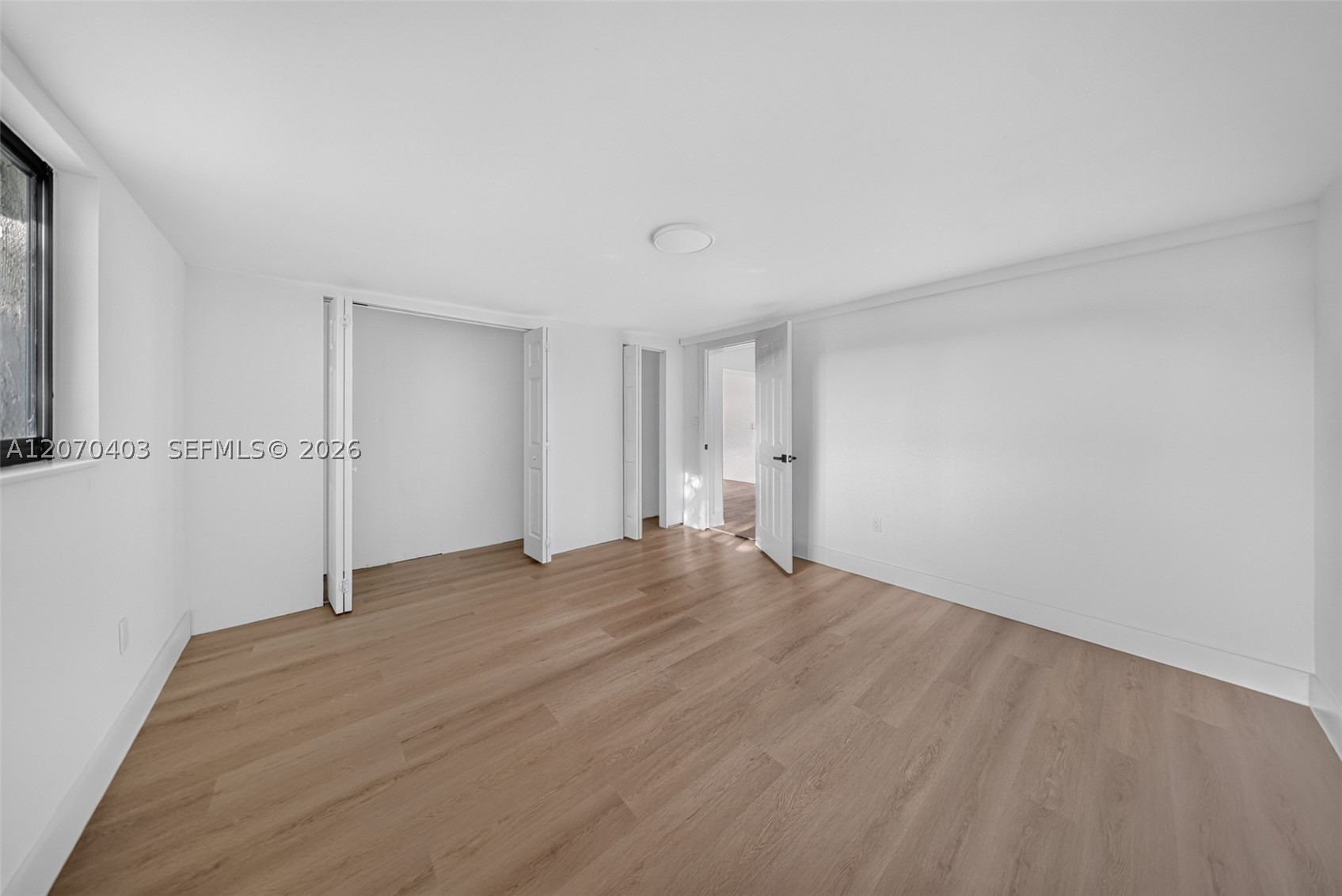 9281 Martinique Dr Property Photo 39
