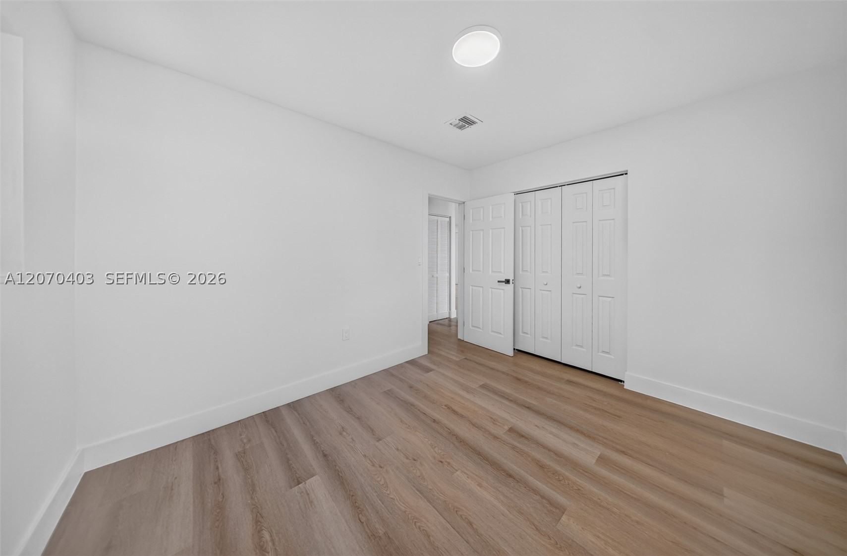 9281 Martinique Dr Property Photo 43