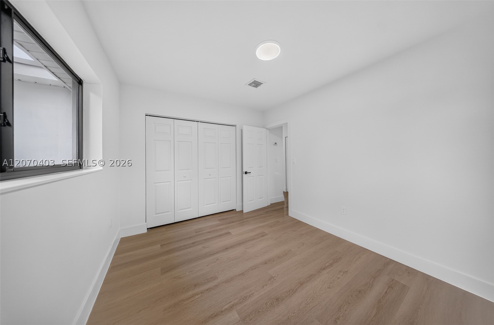 9281 Martinique Dr Property Photo 45