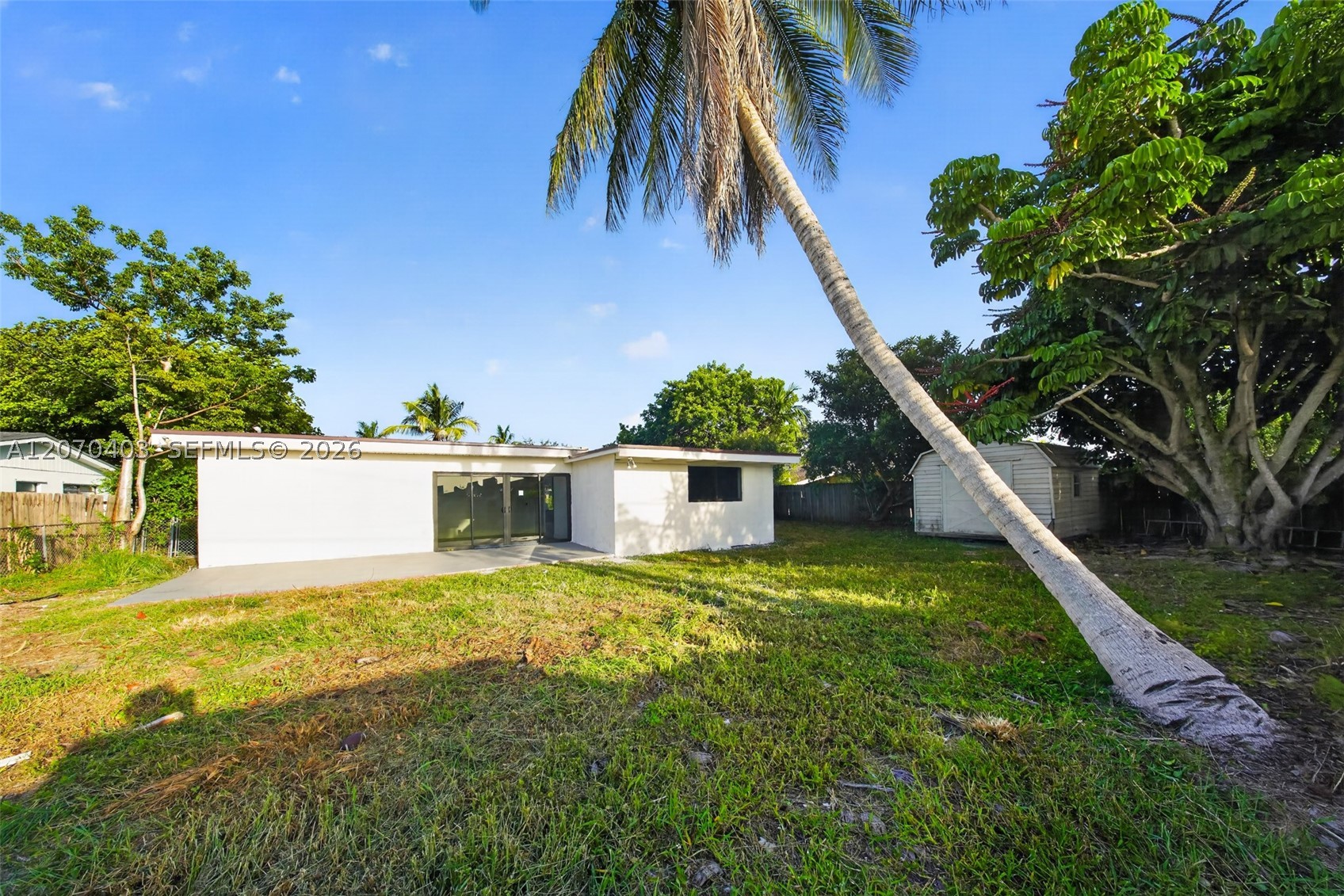 9281 Martinique Dr Property Photo 55