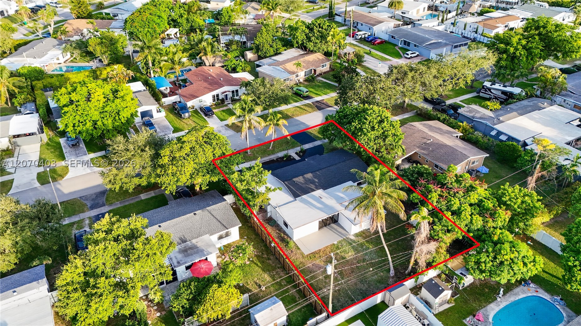 9281 Martinique Dr Property Photo 61