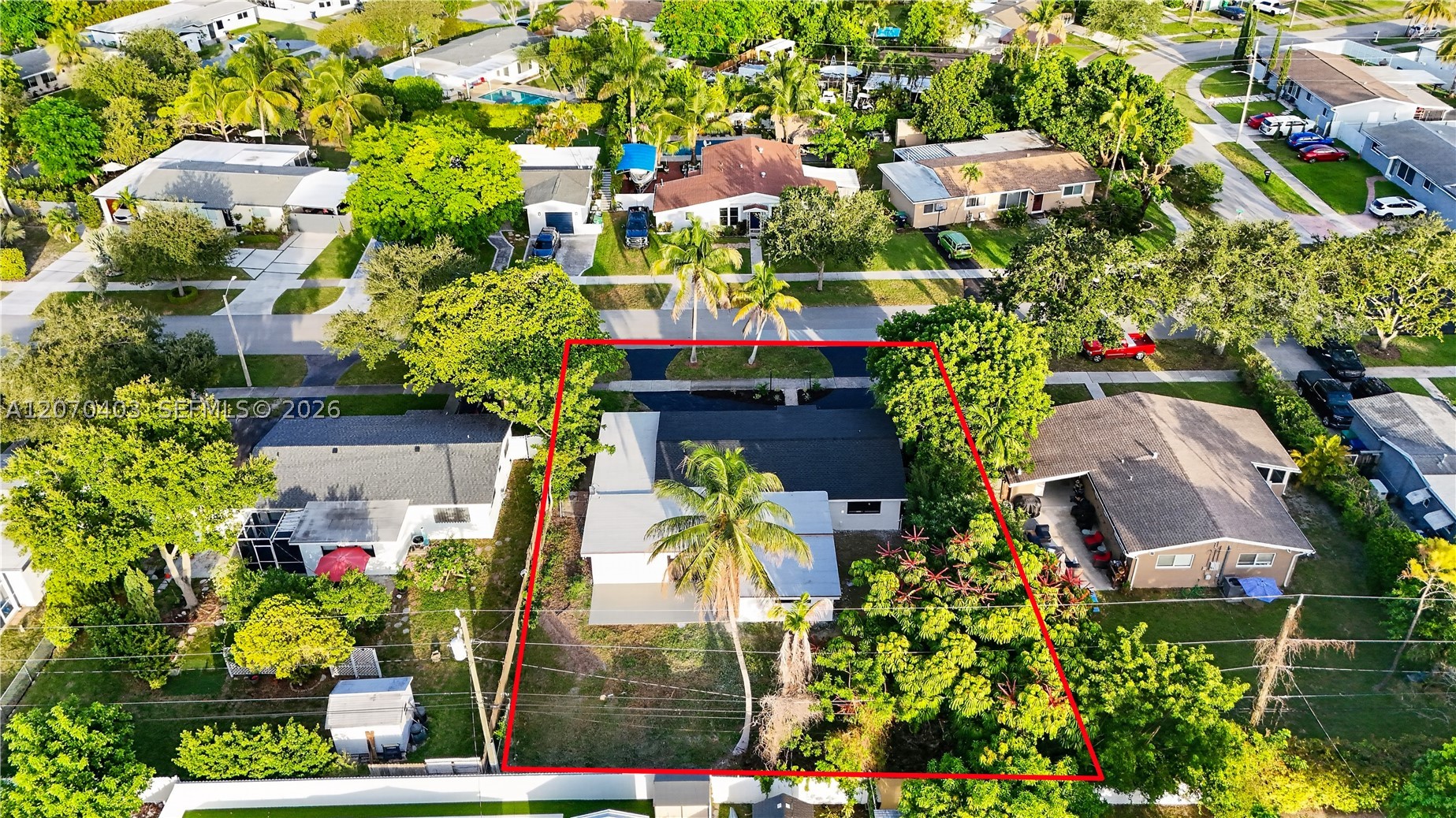 9281 Martinique Dr Property Photo 63