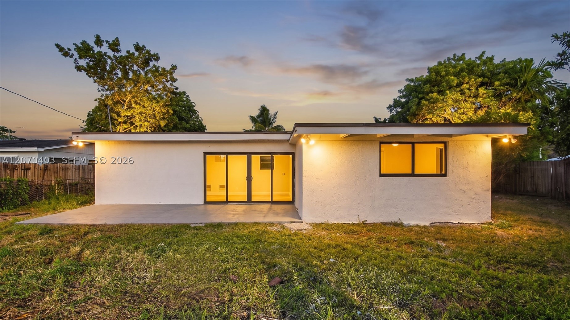 9281 Martinique Dr Property Photo 69