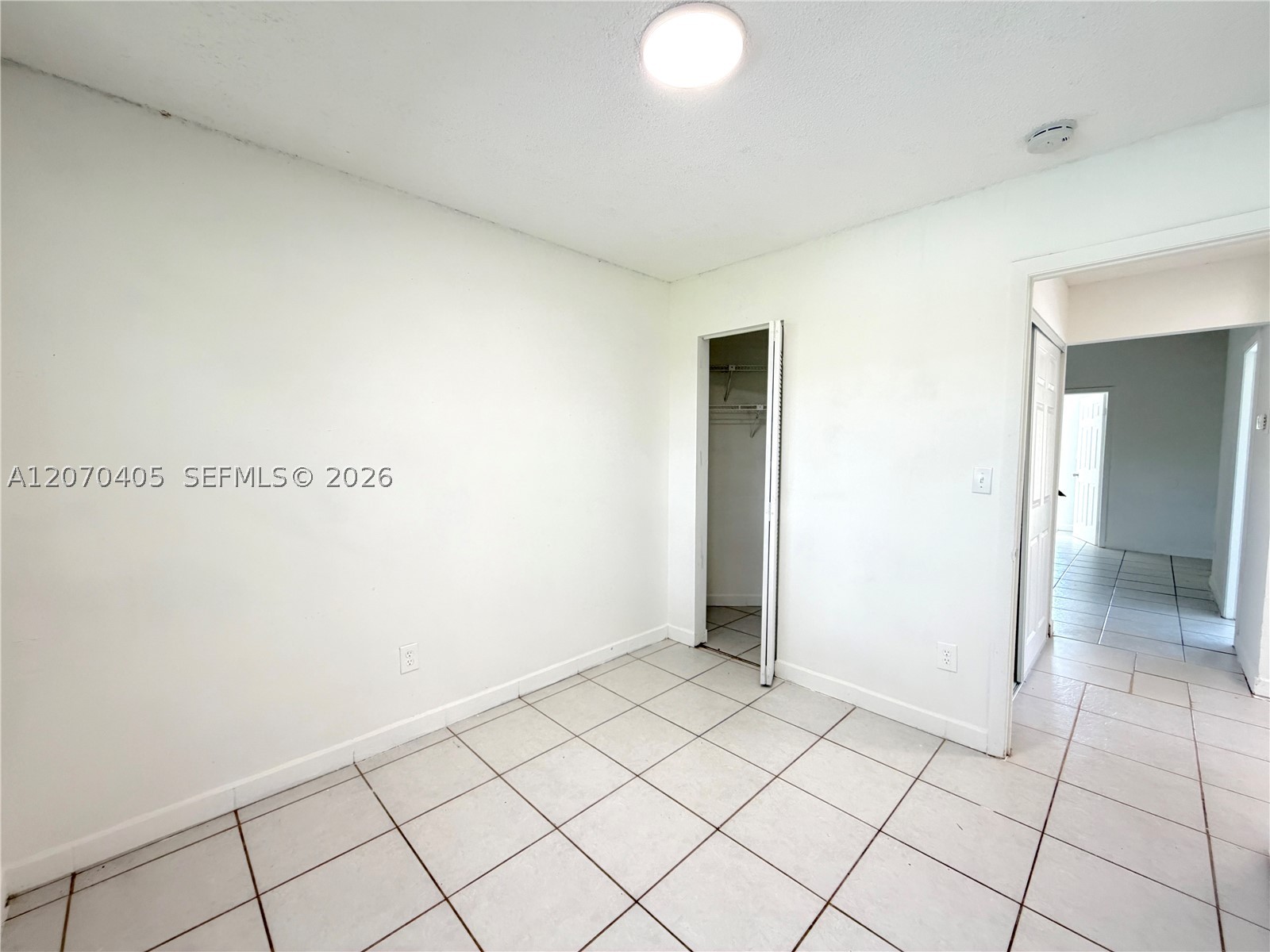 9850 W Heather Ln Property Photo 14