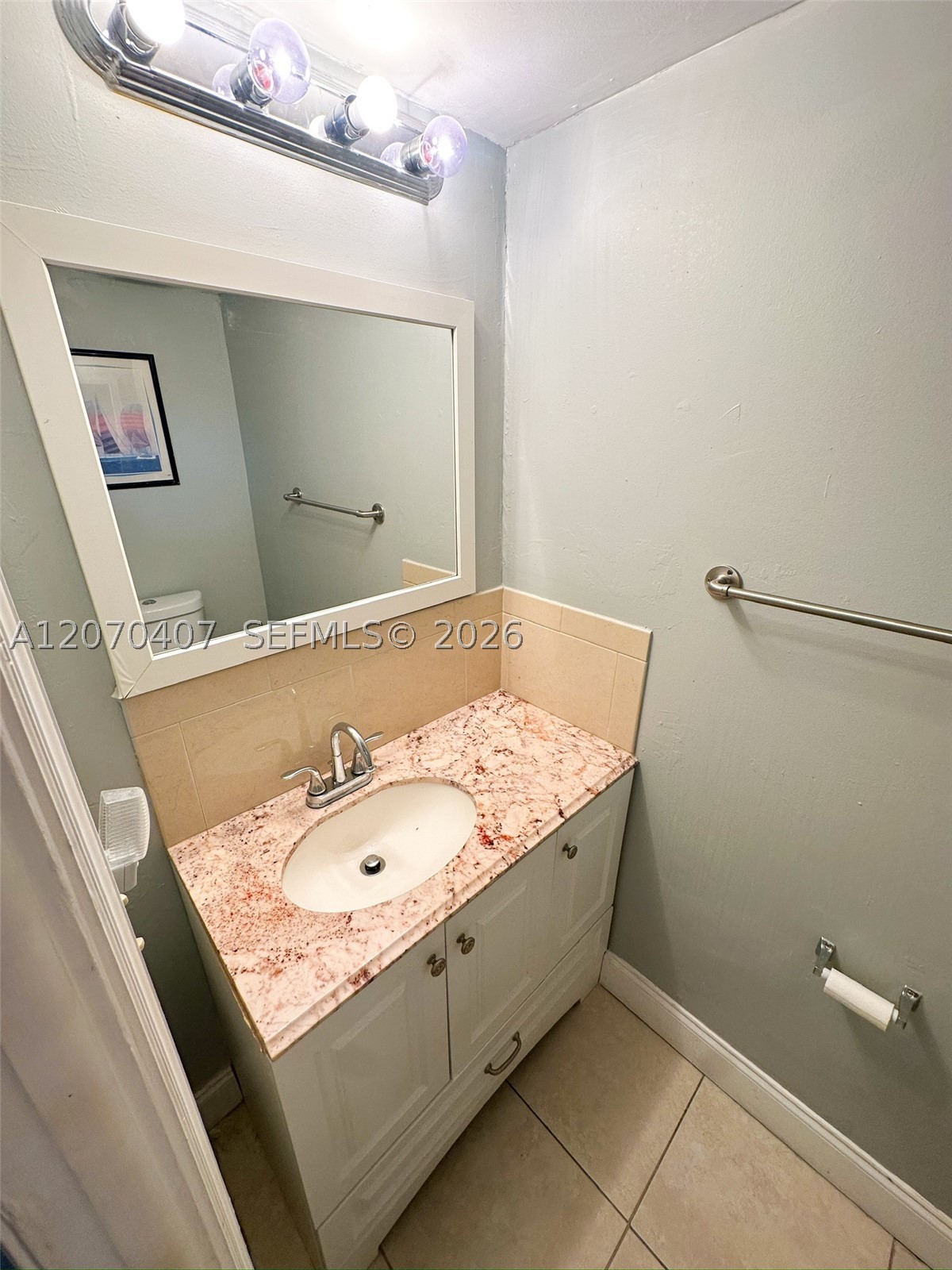 2860 Somerset Dr 400k Property Photo 14