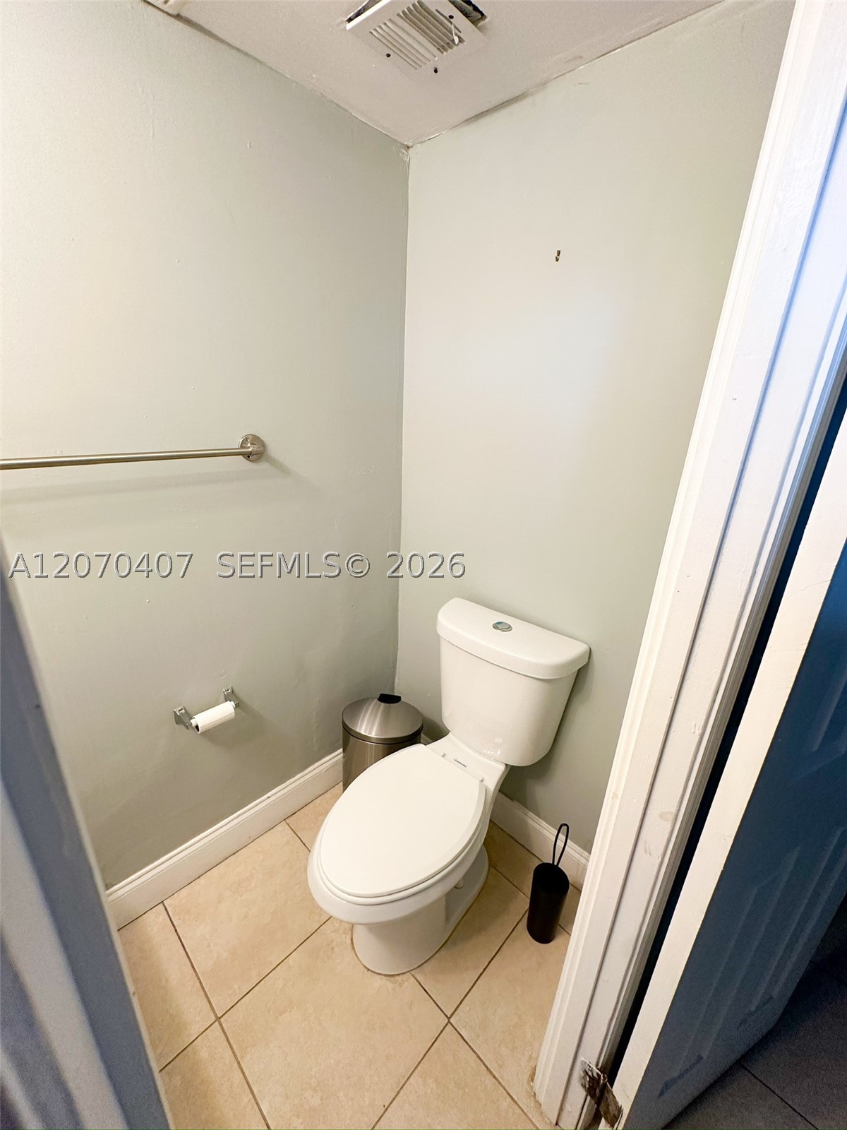 2860 Somerset Dr 400k Property Photo 15