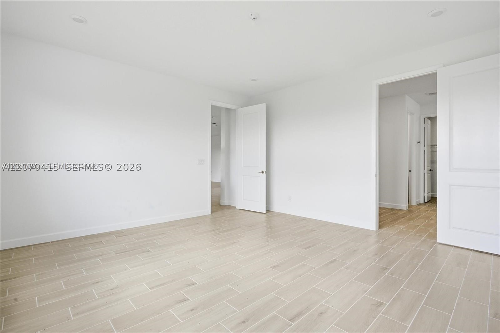 1548 Stockbridge St Property Photo 23