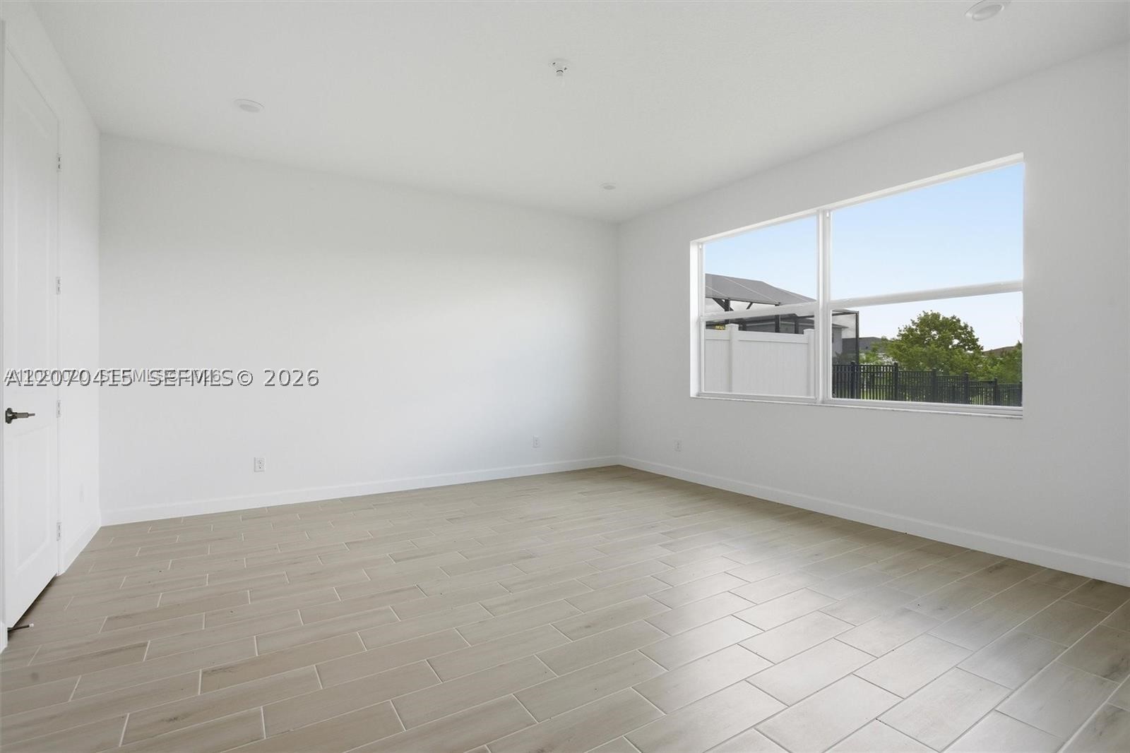 1548 Stockbridge St Property Photo 40