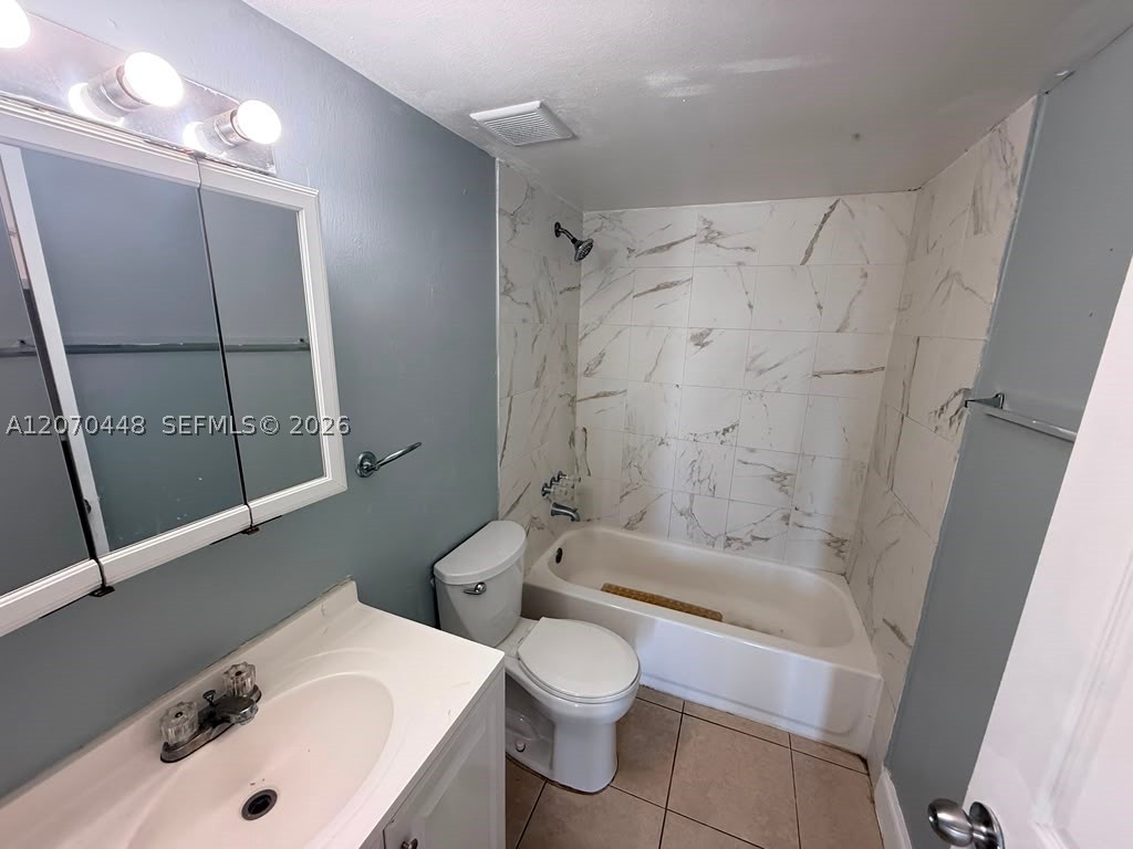 5775 W 20th Ave 402 Property Photo 6