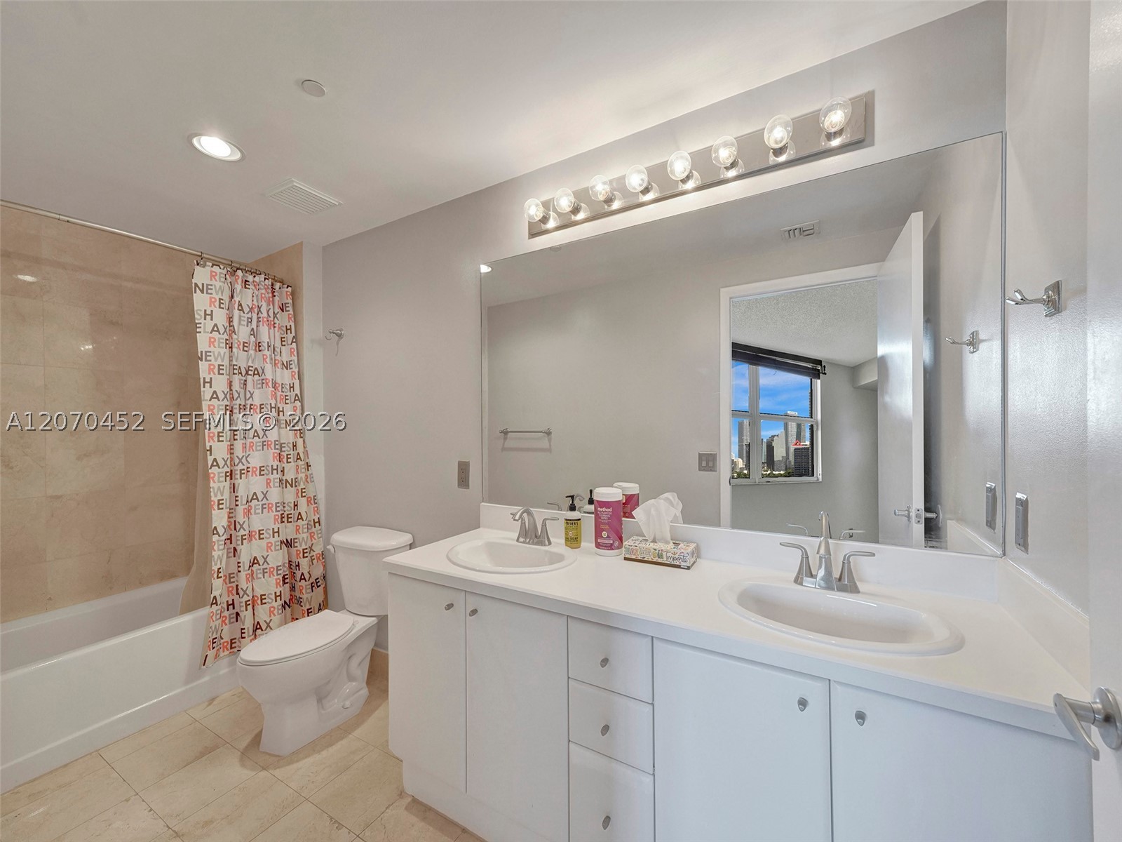 2475 Brickell Ave 804 Property Photo 7