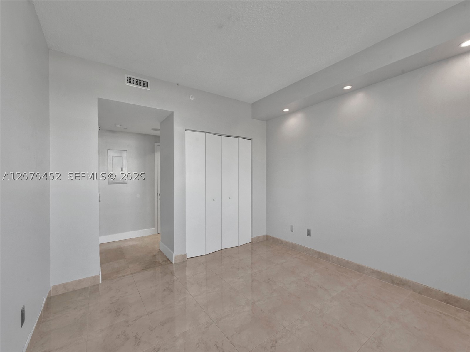 2475 Brickell Ave 804 Property Photo 10