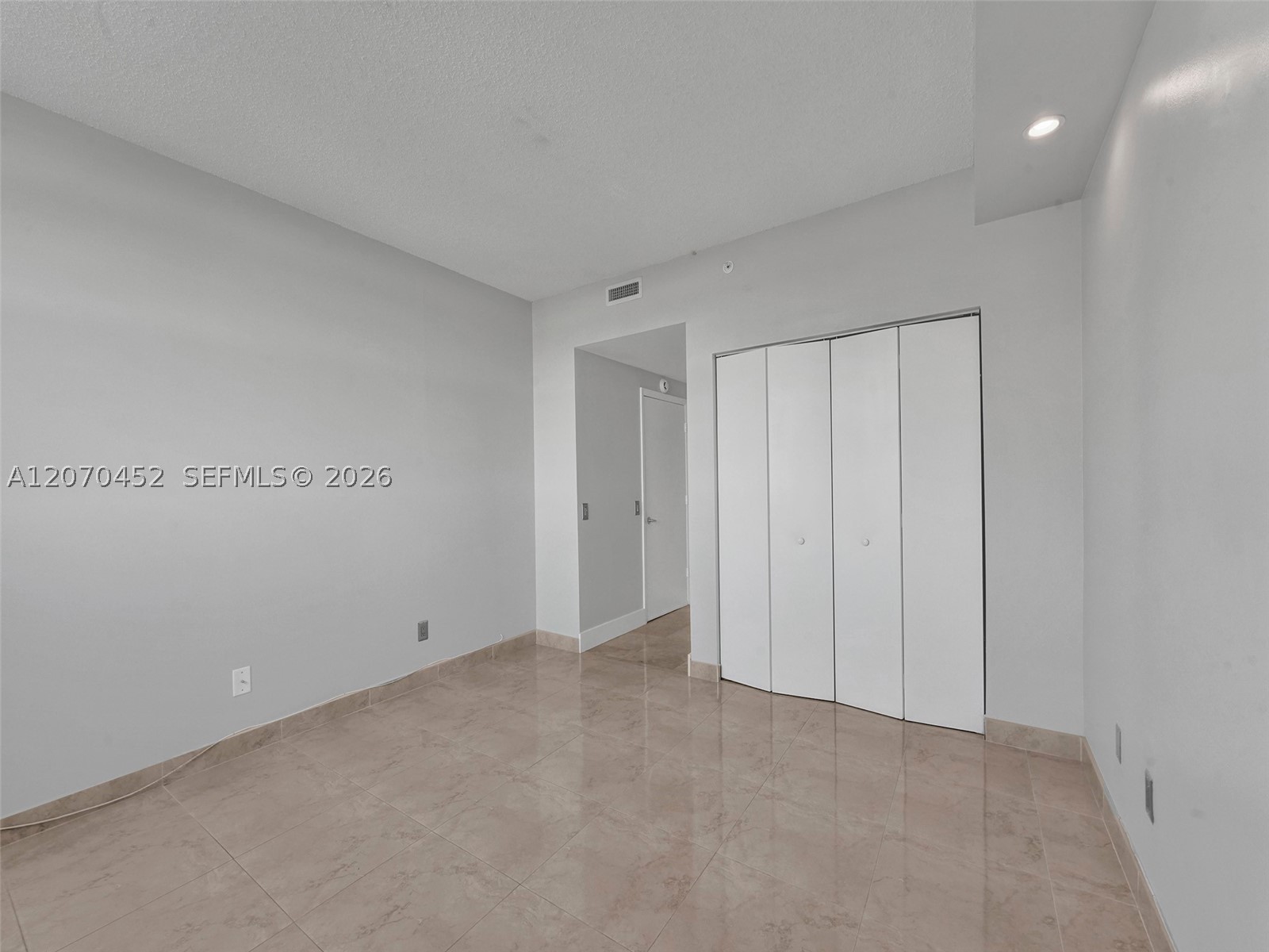 2475 Brickell Ave 804 Property Photo 11