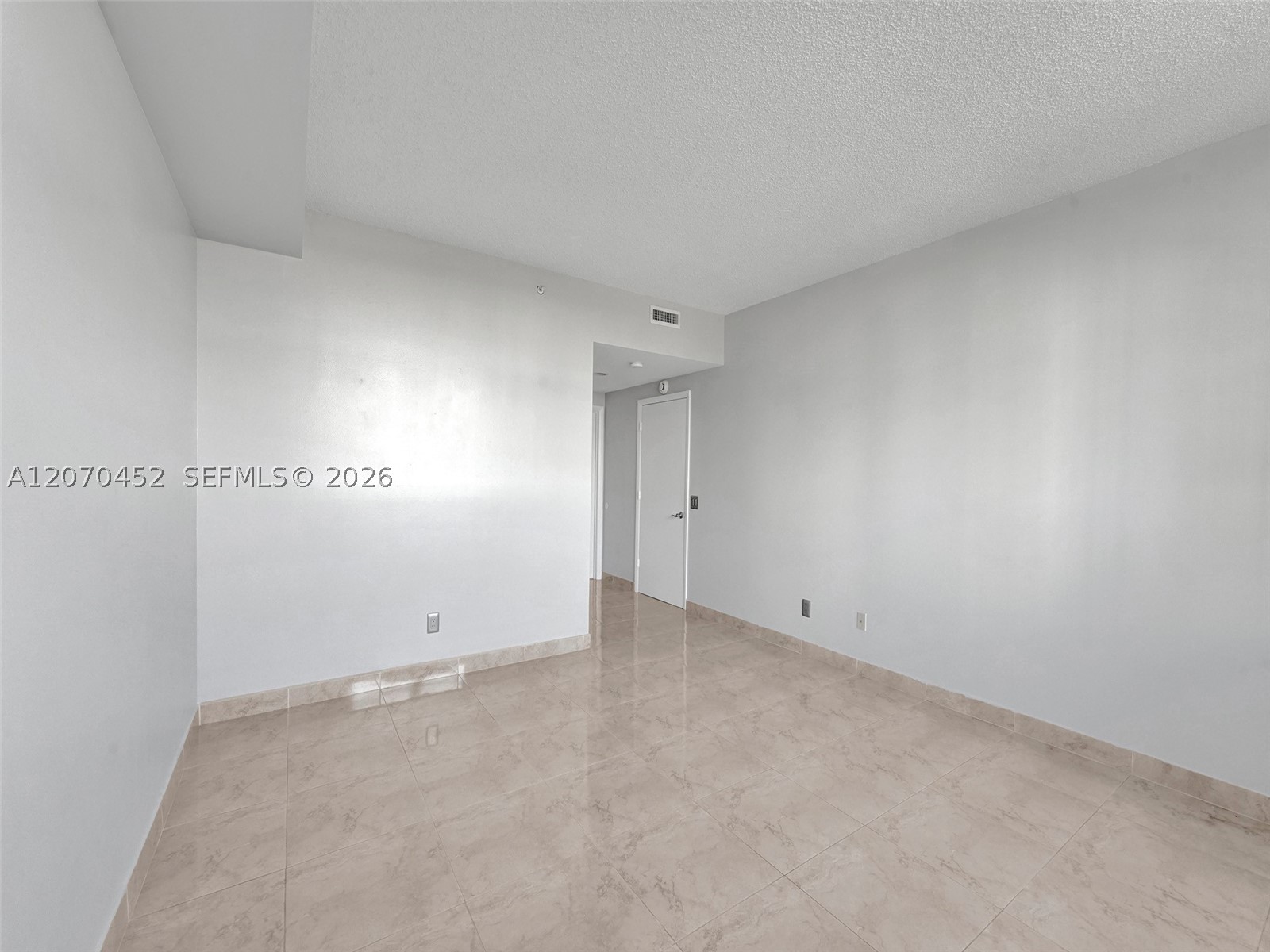 2475 Brickell Ave 804 Property Photo 19