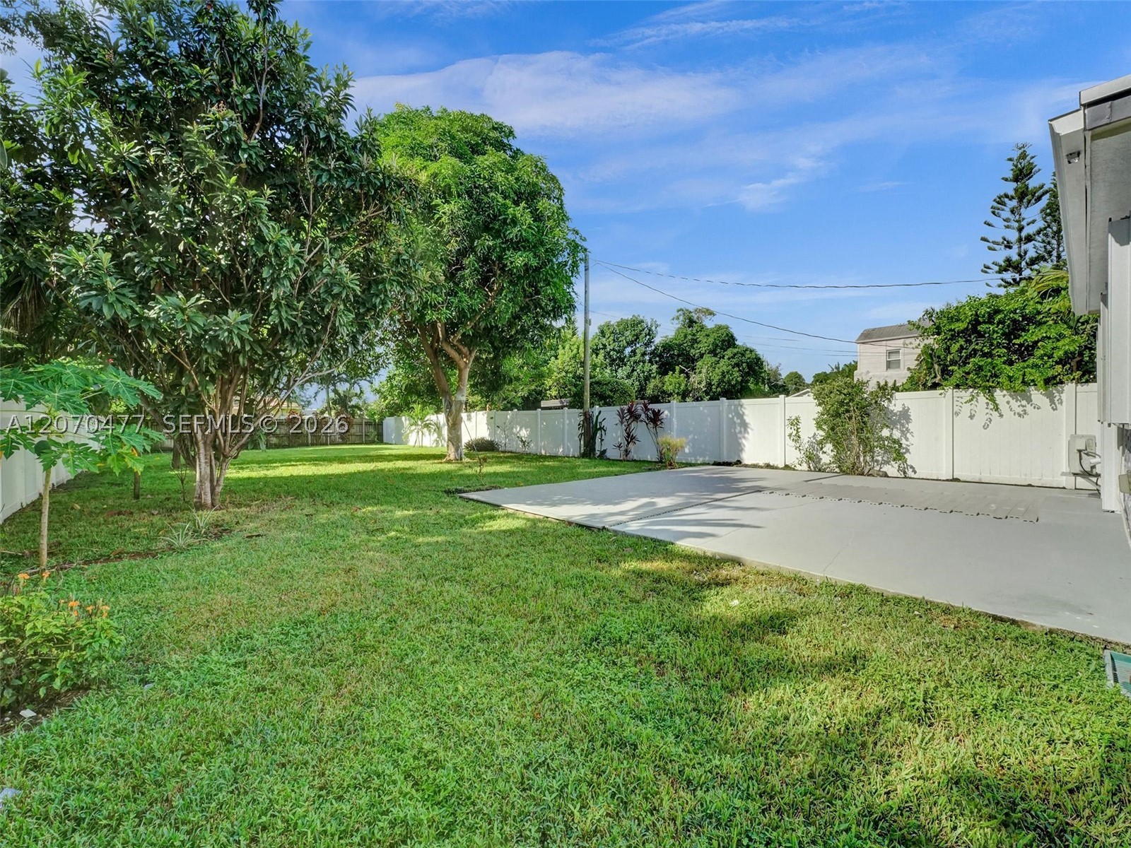 2446 Fillmore St Property Photo 58