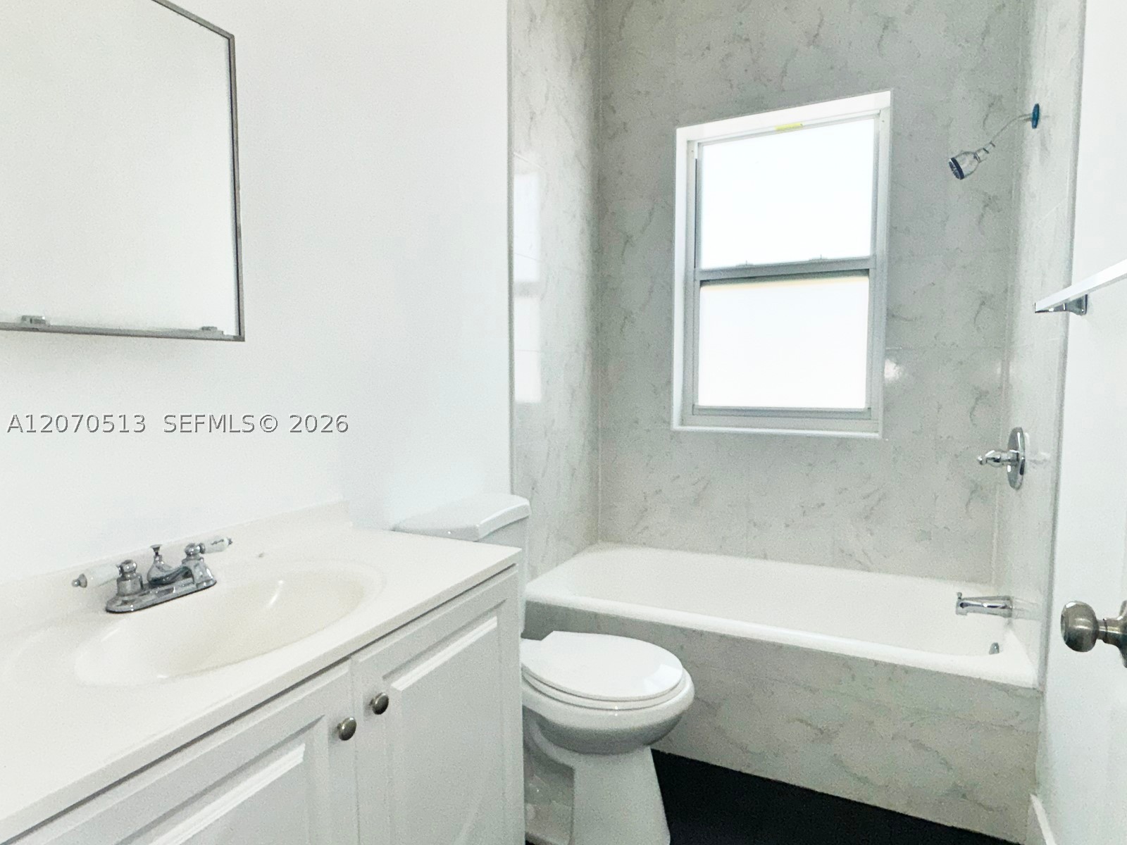 1631 Nw 3 St 5 Property Photo 7
