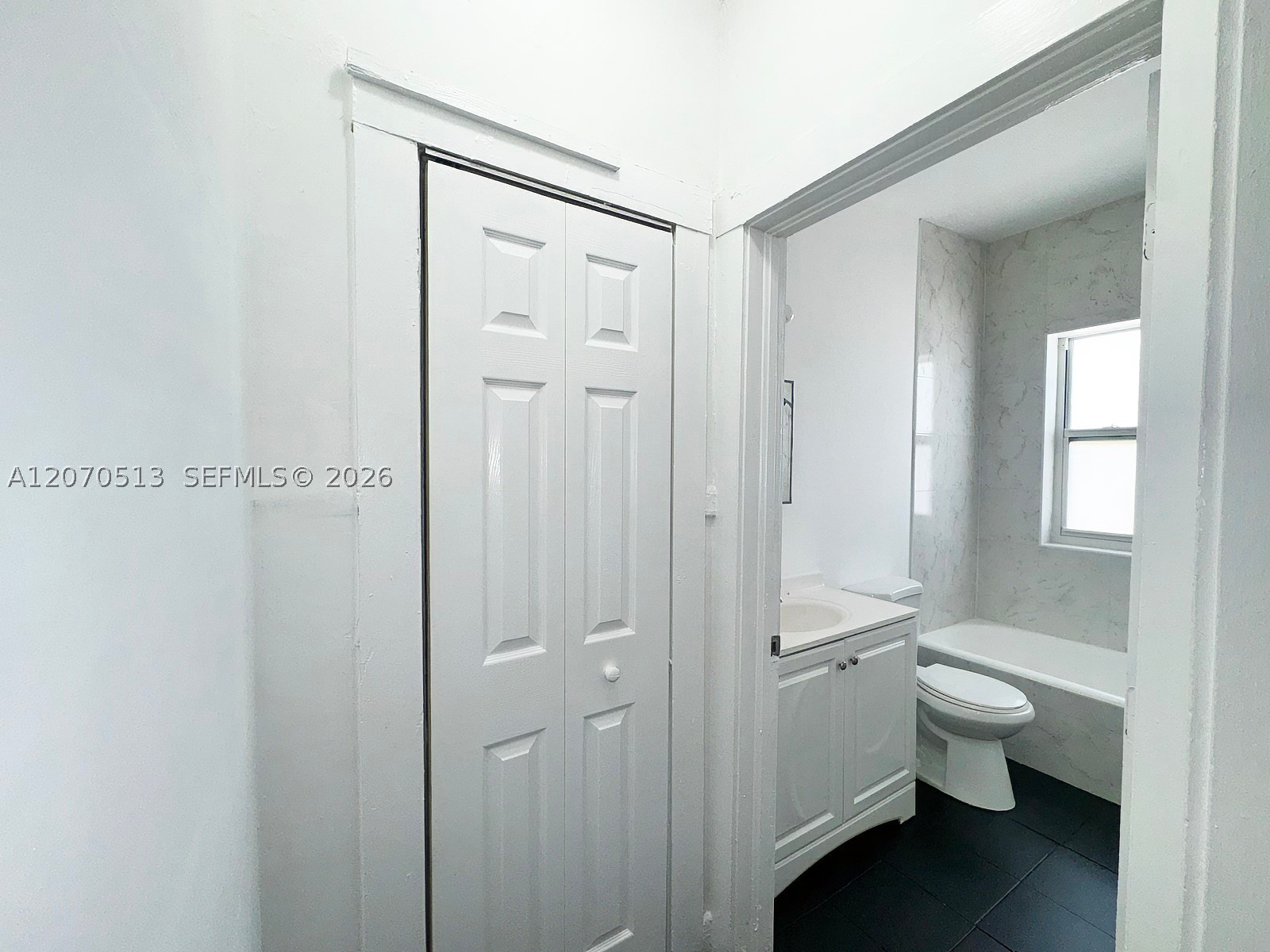 1631 Nw 3 St 5 Property Photo 9