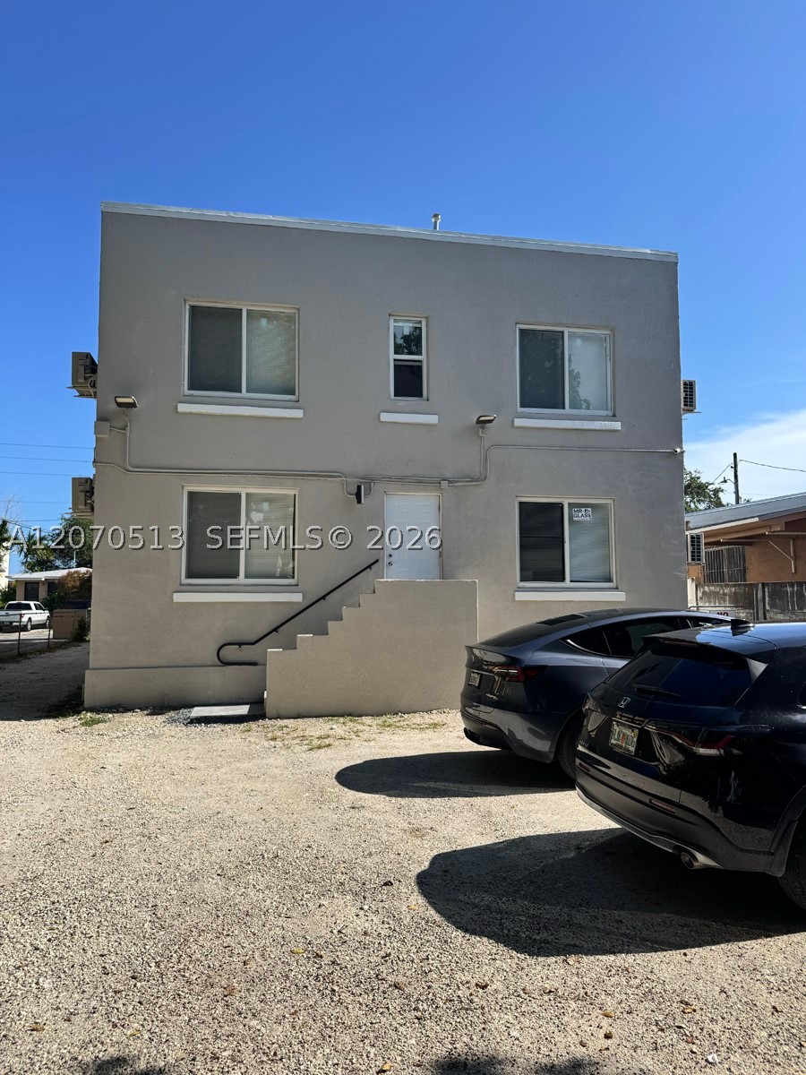 1631 Nw 3 St 5 Property Photo 11