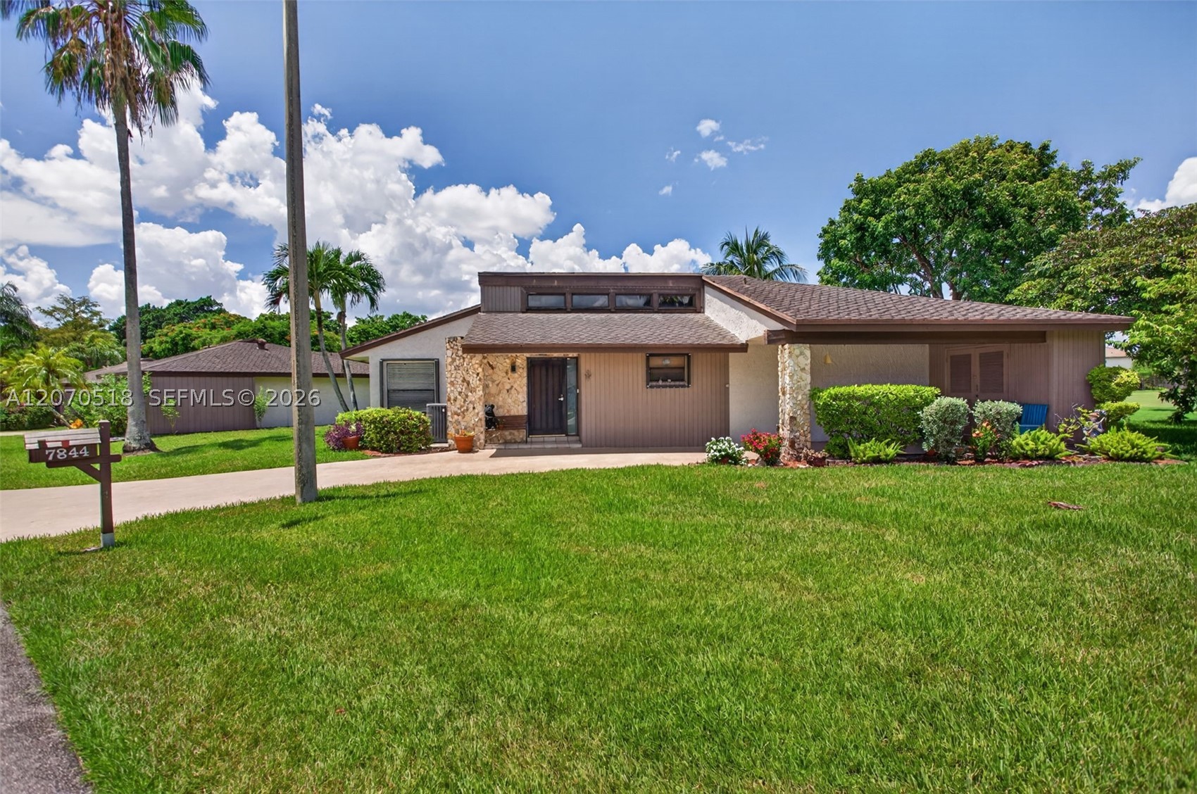 7844 Beechfern Cir 41 Property Photo 6