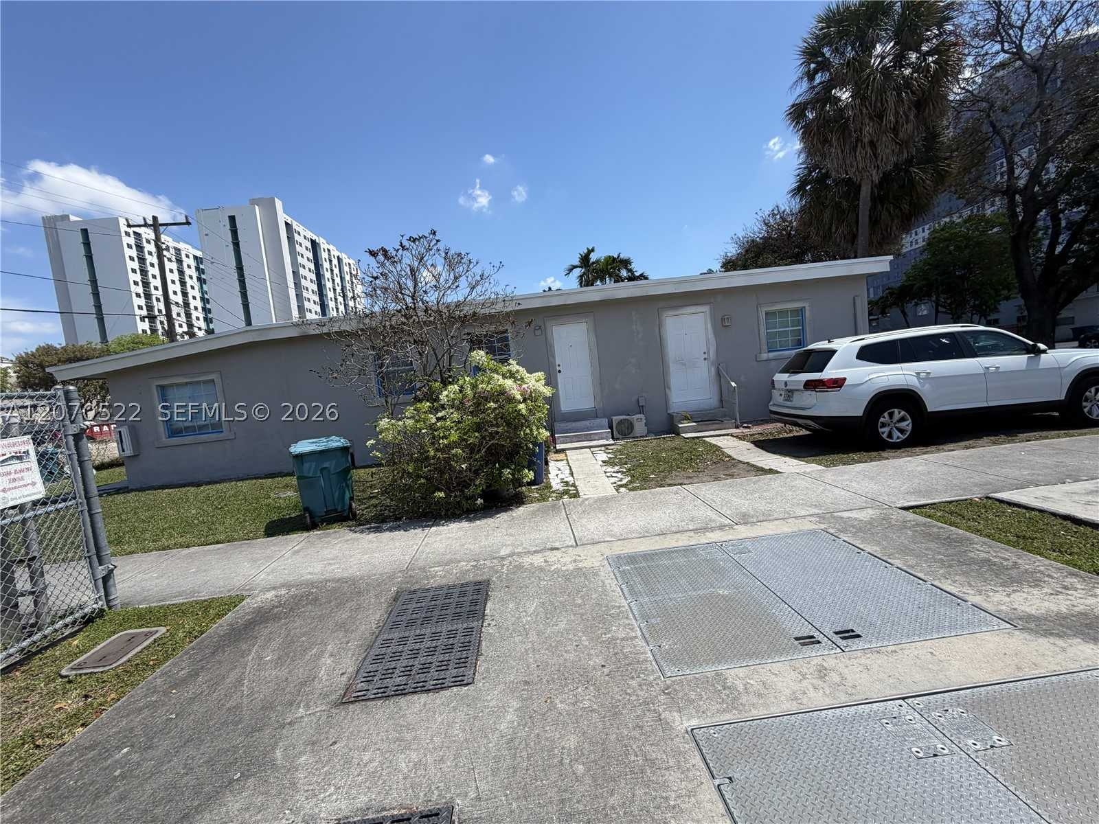 10793 Sw 6th St Property Photo 1
