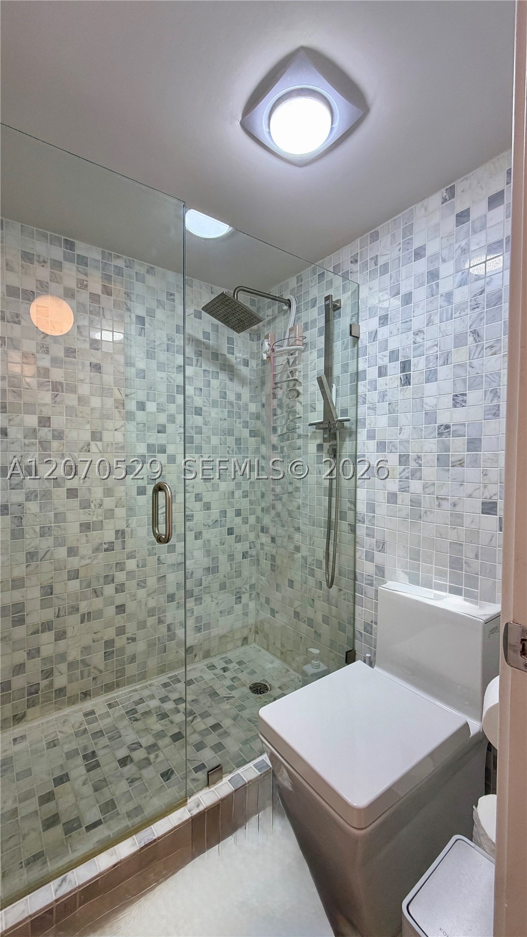 3701 N Country Club Dr 304 Property Photo 21