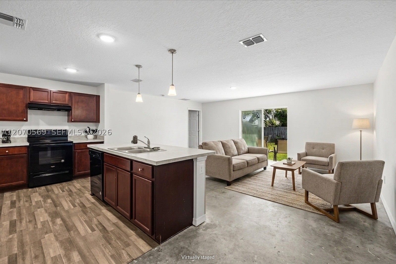 1671 Se Seashore Ln Property Photo 8