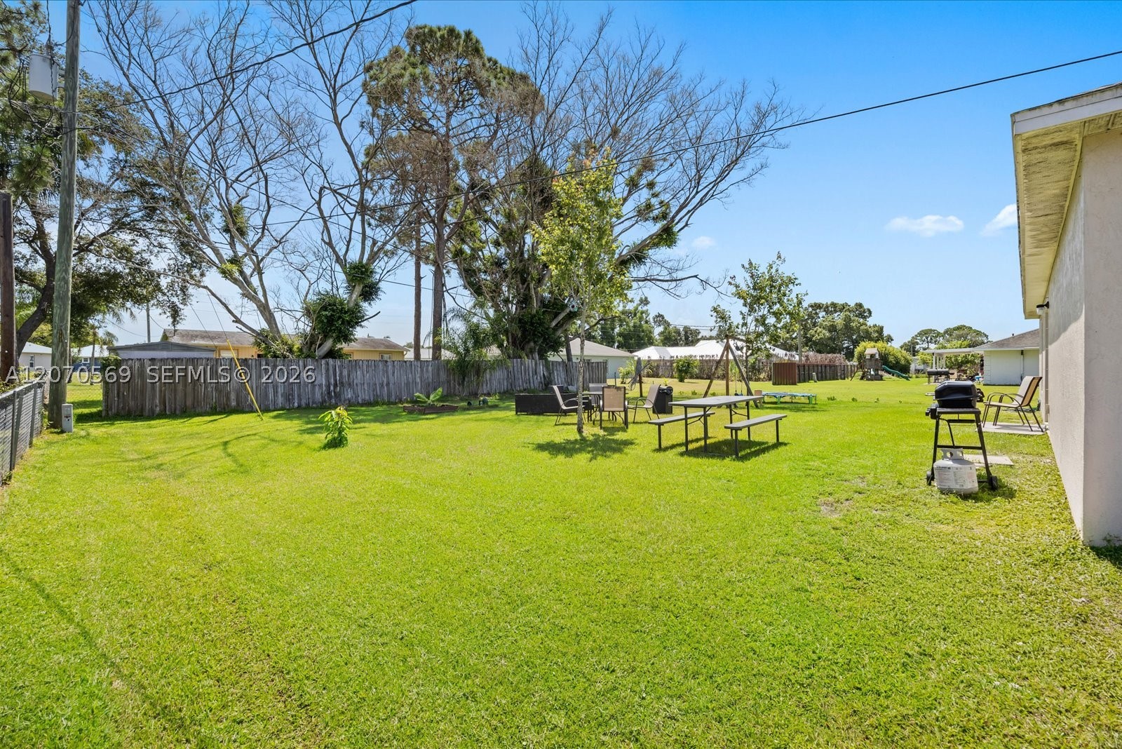 1671 Se Seashore Ln Property Photo 25